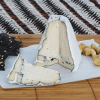 Treenut Cheezery Valencay 180gr (2)